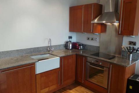 2 bedroom apartment to rent, Isaac Way, Manchester M4