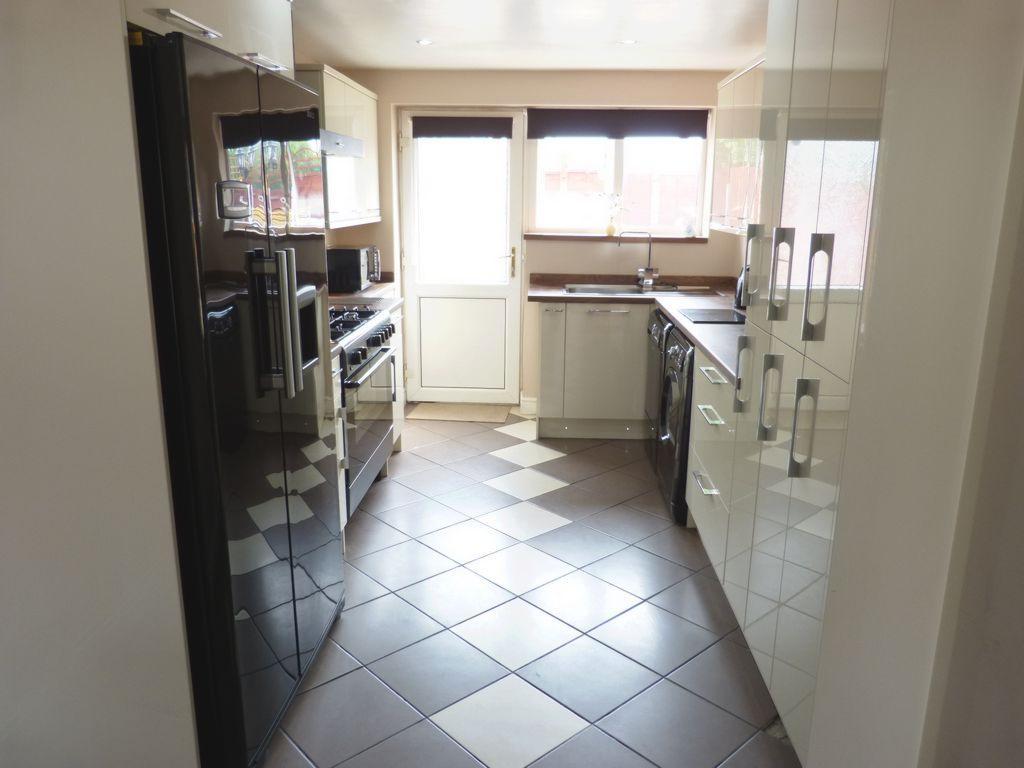 Mere Avenue, Burscough, L40 4 bed house £279,995