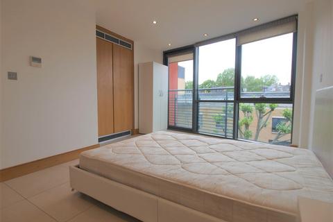 2 bedroom flat to rent, Arlington Road, Camden, NW1
