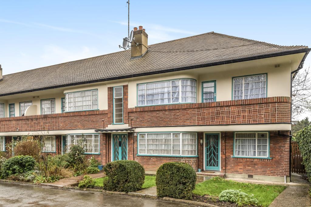 Glenhill Close, Finchley, N3 2 bed apartment £1,450 pcm (£335 pw)