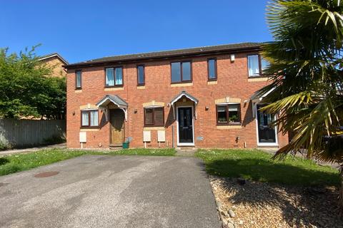 2 bedroom terraced house to rent, Valentine Court, Crownhill, Milton Keynes, MK8