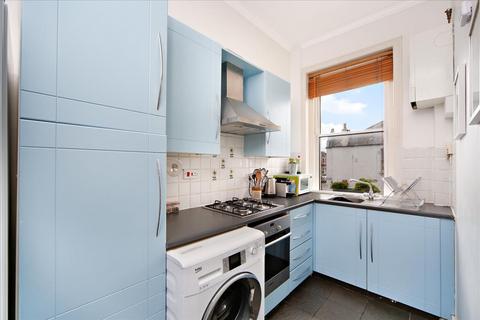 2 bedroom flat to rent, Munster Road, Fulham, SW6