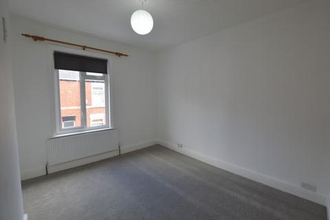 2 bedroom terraced house to rent, Rosebery Street, York YO26