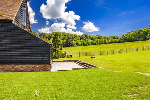 5 bedroom detached house to rent, Bottom House Barn, Buckhold, RG8