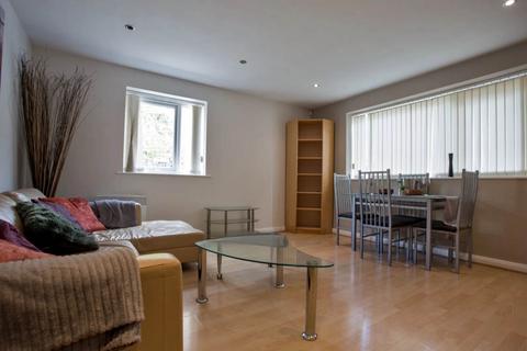 2 bedroom apartment to rent, St Lawrence Street, Manchester M15