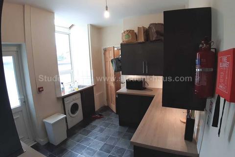 4 bedroom house to rent - Pembroke Street, Salford, M6 5GS
