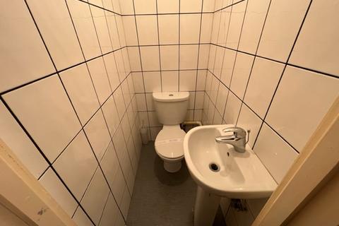 4 bedroom apartment to rent, The Polygon, Polygon, Southampton, SO15