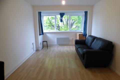 1 bedroom flat to rent, 32 Maidstone Road, Bounds Green N11