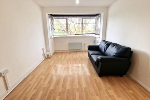 1 bedroom flat to rent, Maidstone Road, Bounds Green N11