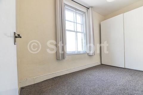 1 bedroom flat to rent, Stoke Newington High Street, London, N16