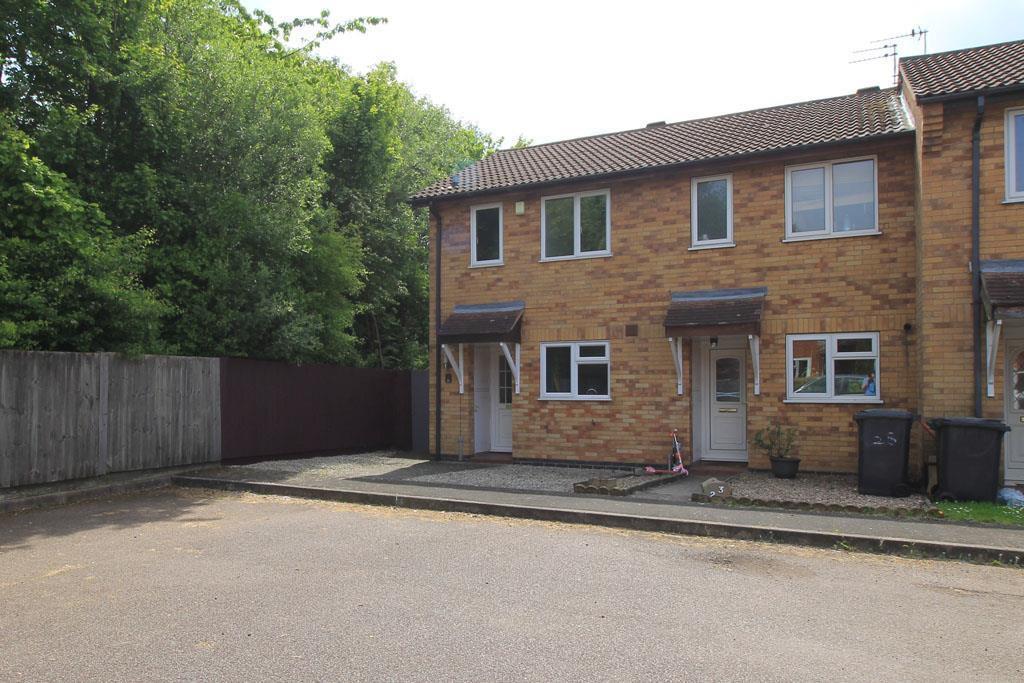 Canarvon Close