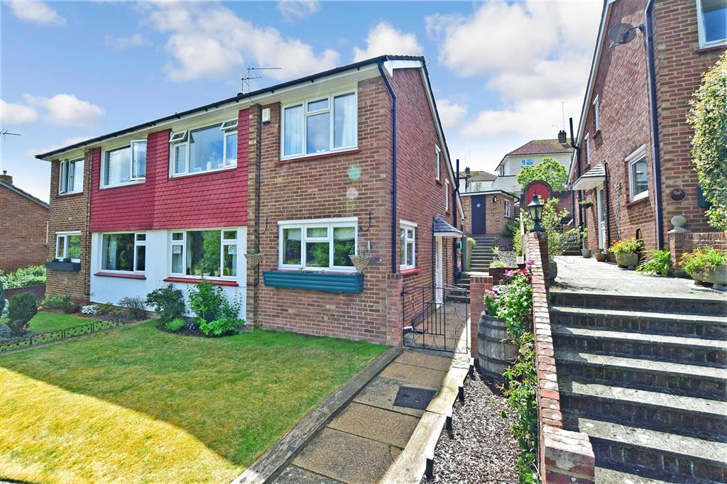 Elms Vale Road, Dover, Kent 3 bed semidetached house £250,000