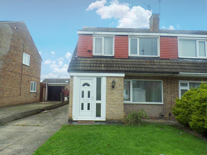 Felton Lane, StocktononTees, Cleveland, TS19 8TR 3 bed semidetached house £