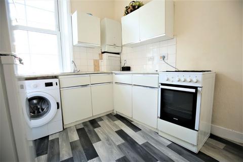 1 bedroom flat to rent, 200 Stoke Newington High Street, London N16