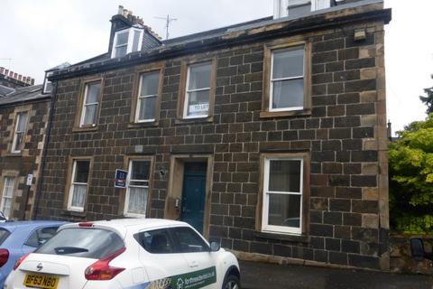 4 bedroom flat to rent, Queen Street, Stirling Town, Stirling, FK8
