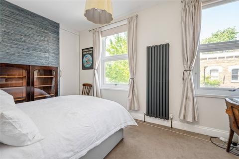 3 bedroom maisonette to rent, Foulden Road, London, N16