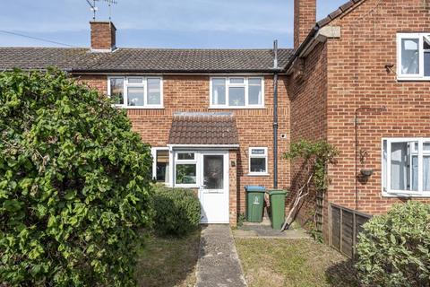 2 bedroom terraced house to rent, Meadowcroft,  Aylesbury,  HP19