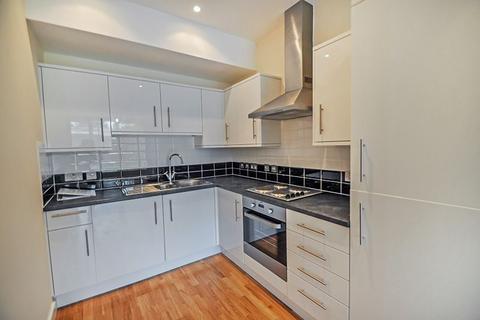2 bedroom apartment to rent, Axminster Road, London, N7