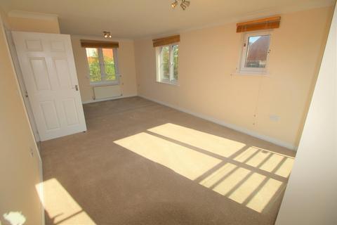 2 bedroom apartment to rent, St Joseph's Green, Welwyn Garden City