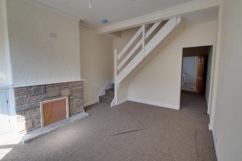 2 bedroom terraced house to rent, Healey Street, Wigston