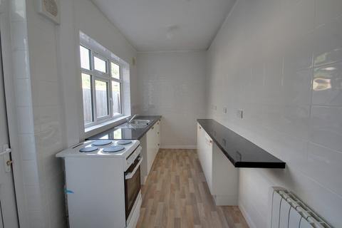 2 bedroom terraced house to rent, Healey Street, Wigston