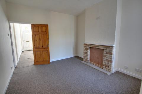 2 bedroom terraced house to rent, Healey Street, Wigston