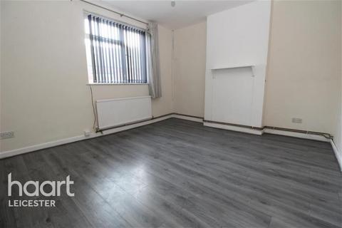 Flat to rent, Cavendish Road