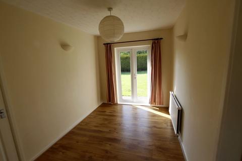 3 bedroom bungalow to rent, Camden Crescent, Brecon, LD3