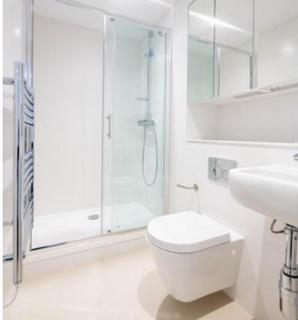 1 bedroom apartment to rent, Albion Court, Albion Place, W6