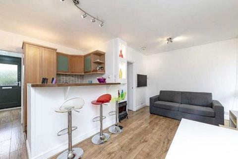 1 bedroom flat to rent, Warwick Crescent, Little Venice, London