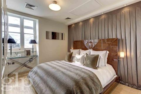 3 bedroom penthouse for sale - Wardour Street, Soho, W1F