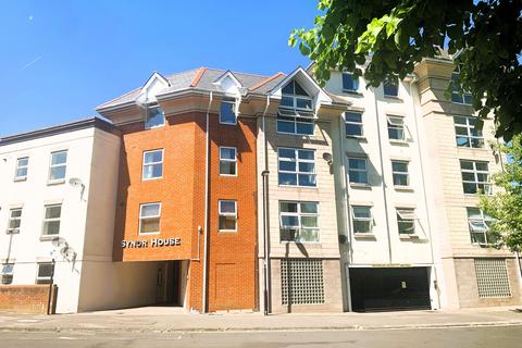 2 bedroom apartment to rent, ORDNANCE ROAD, SO15