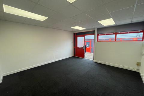 Serviced office to rent, Harlow