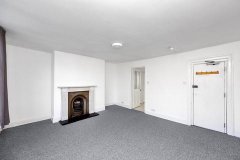 Studio to rent - Grand Parade, East Sussex BN2