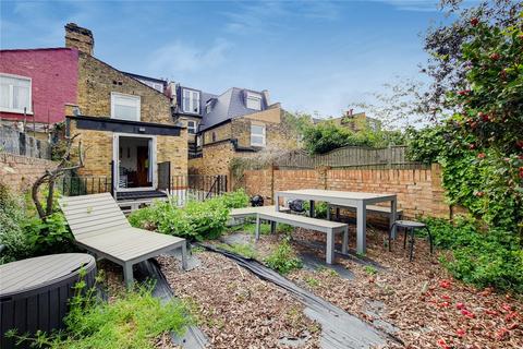 3 bedroom flat to rent, Alderbrook Road, London