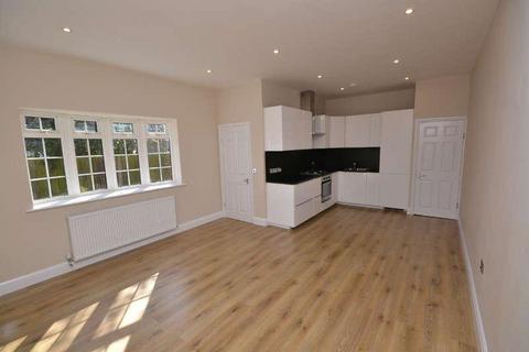 2 bedroom mews for sale, Castle Mews, North Finchley, London, N12 9EH