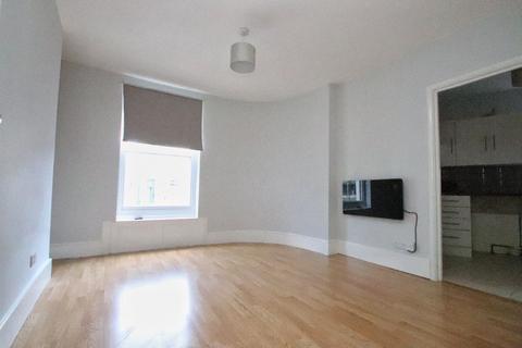 1 bedroom apartment to rent, Albion Street