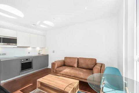 Studio to rent, Maine Tower, Harbour Central, Canary Wharf, London E14
