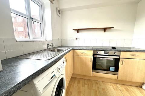 Studio to rent, John Williams Close, London , SE14