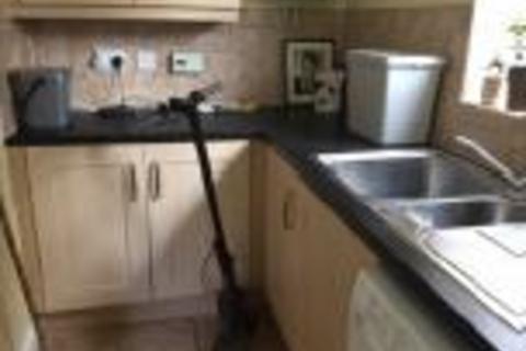 4 bedroom end of terrace house to rent, Stafford Road, TF10 7RA
