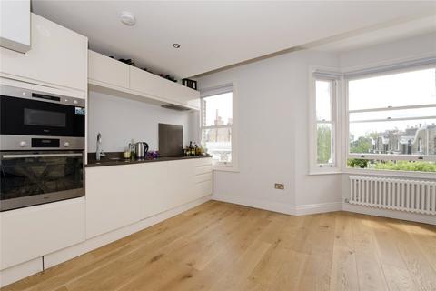 3 bedroom flat to rent, Cruden Street, London