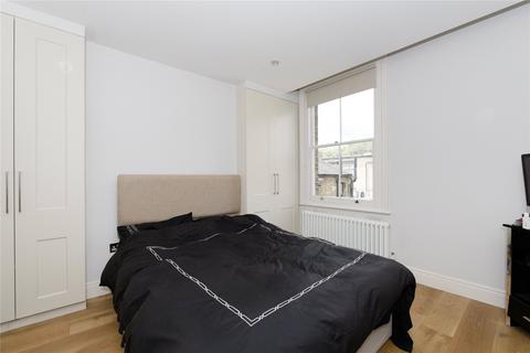 3 bedroom flat to rent, Cruden Street, London