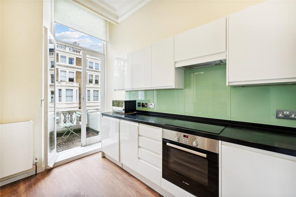 Apartment in London - View 2