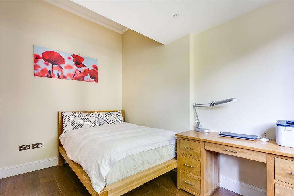 Apartment in London - View 3