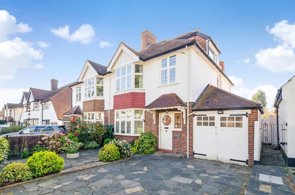 Murray Avenue, Bromley, BR1 4 bed semidetached house £780,000