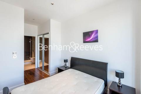 2 bedroom apartment to rent, Longfield Avenue, Ealing W5