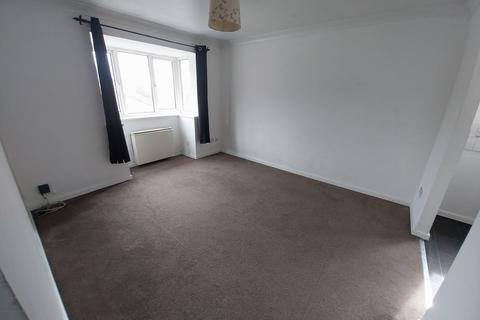 2 bedroom flat to rent, Winifred Street Masbrough Rotherham S60 1LW
