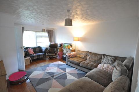 3 bedroom terraced house to rent, Eliot Close, Liden, Swindon, Wiltshire, SN3