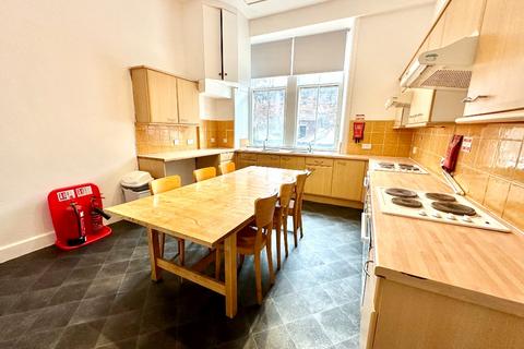 6 bedroom flat to rent, HMO Sauchiehall Street, City Centre, Glasgow, G2