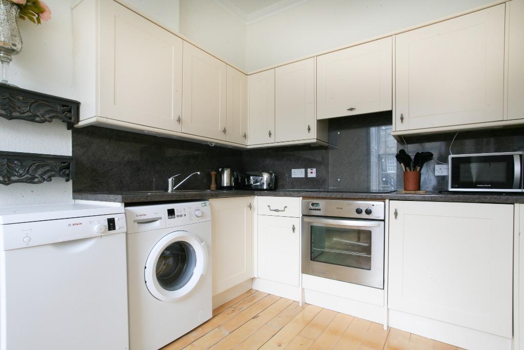 Apartment in Edinburgh, New Town, New Town/Broughton - View 3